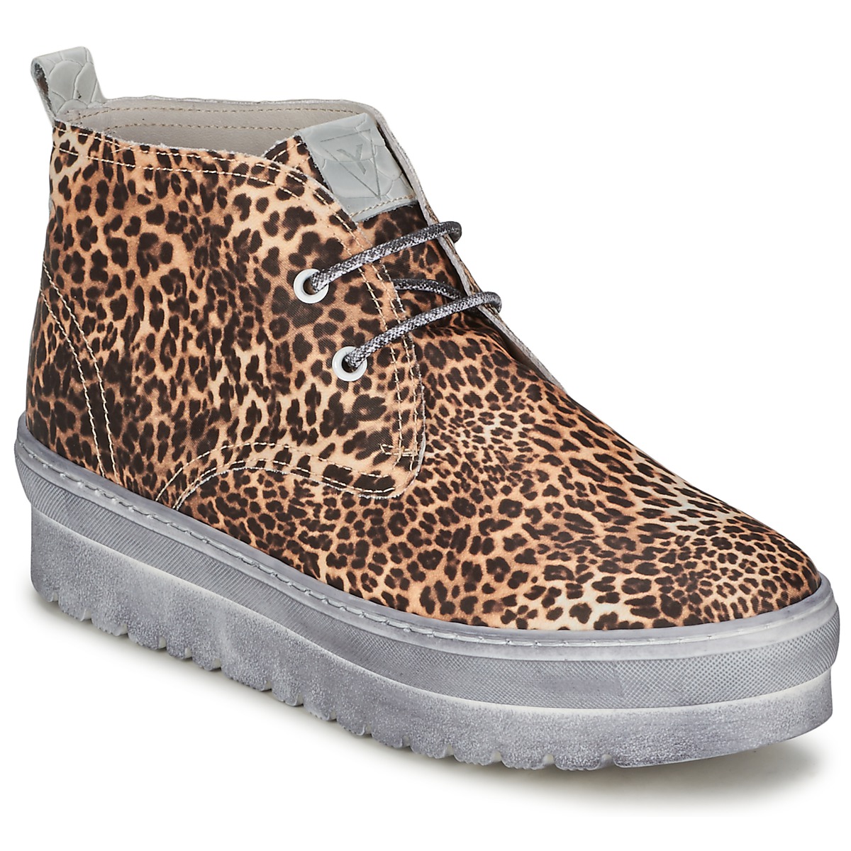 Ylati – BAIA F – Leopard